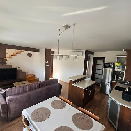Apartamento Na Rynku Ślesin Exterior foto