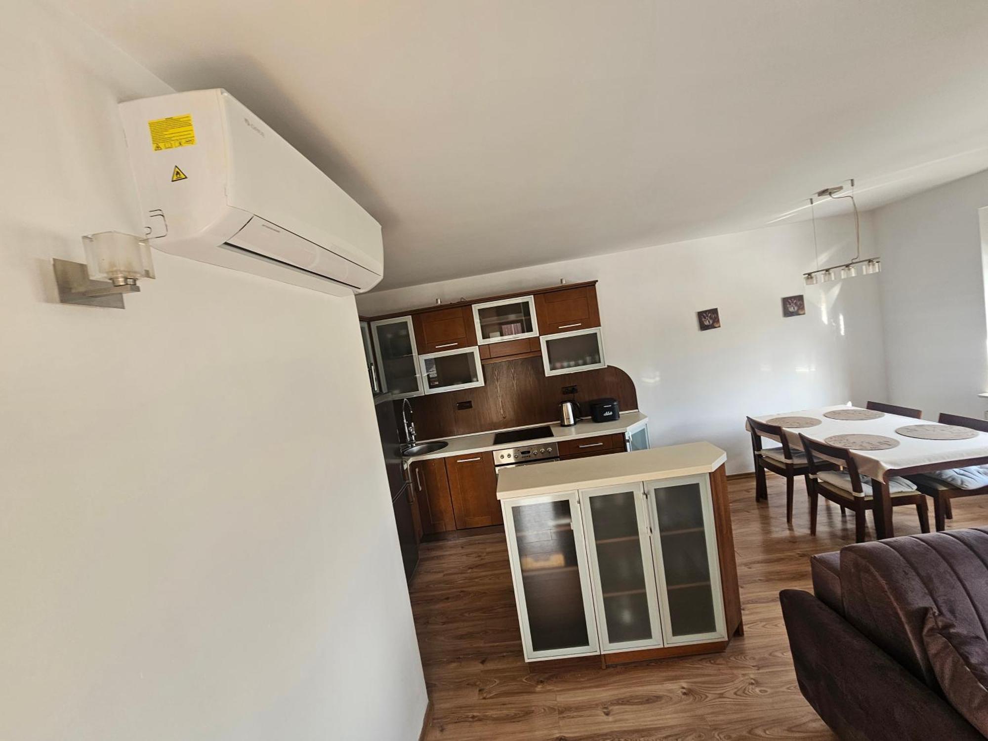 Apartamento Na Rynku Ślesin Exterior foto