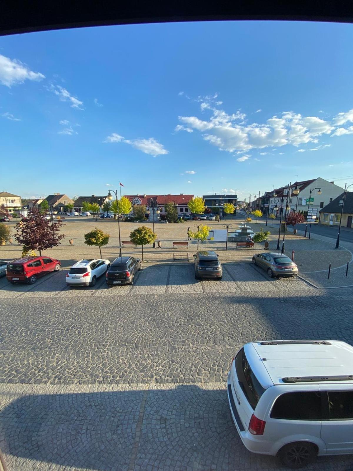 Apartamento Na Rynku Ślesin Exterior foto