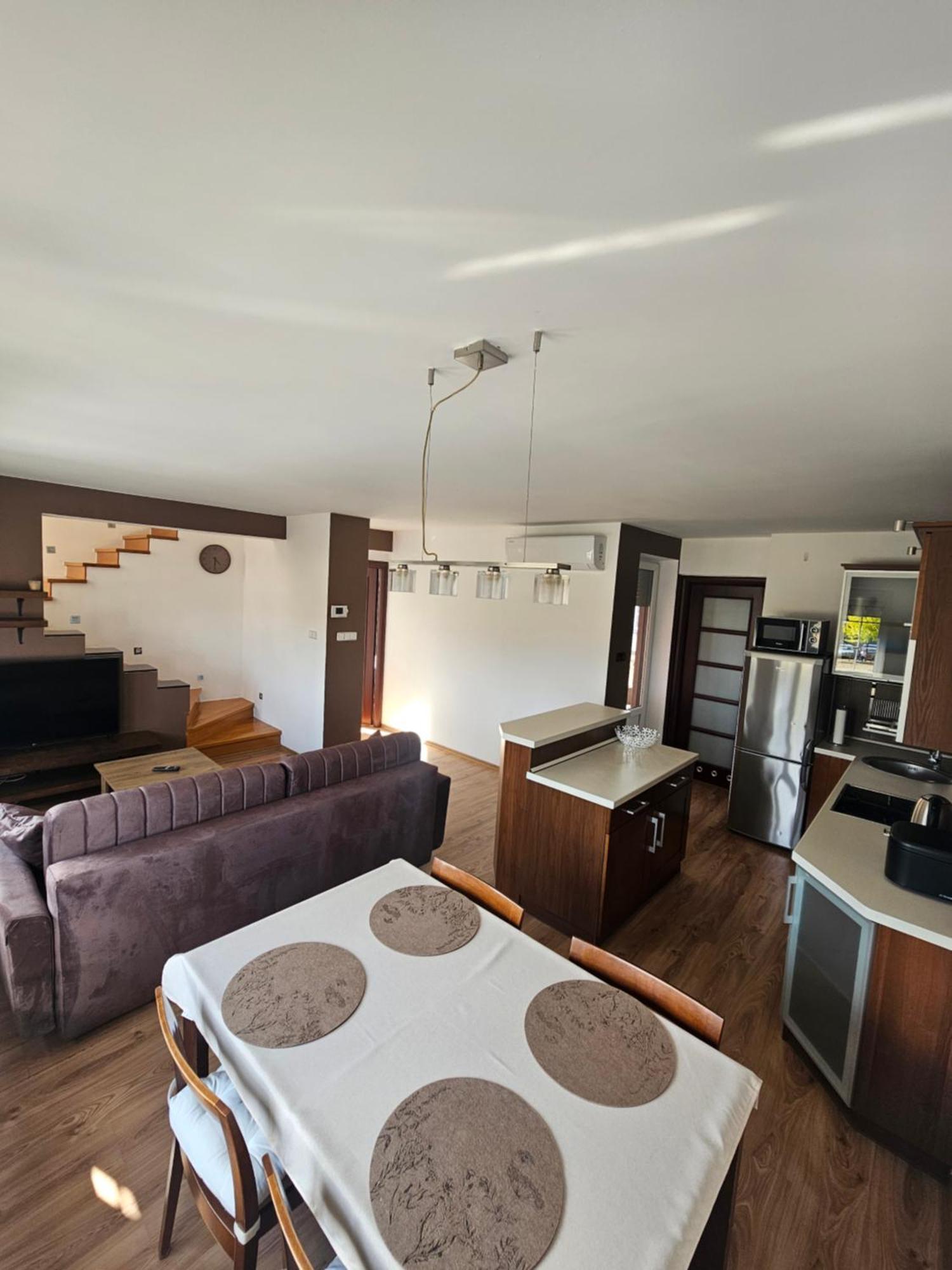 Apartamento Na Rynku Ślesin Exterior foto